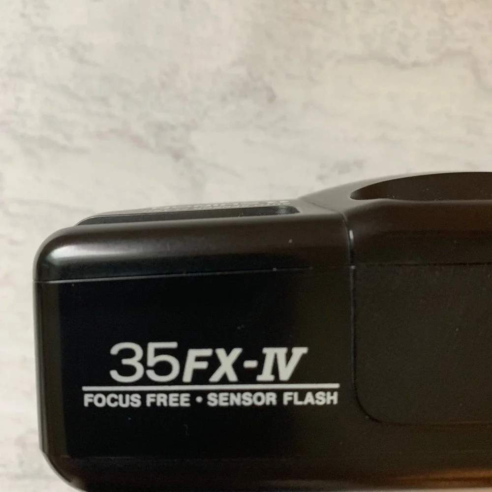 Chinon 35mm Film Camera Black 35FX-IV Focus Free DX Motorized Auto Flash